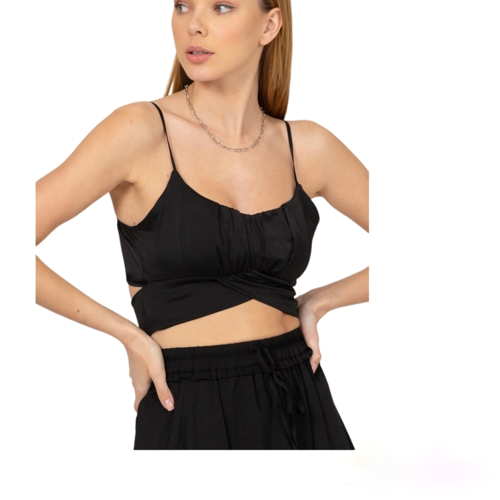 Slik Crop Top